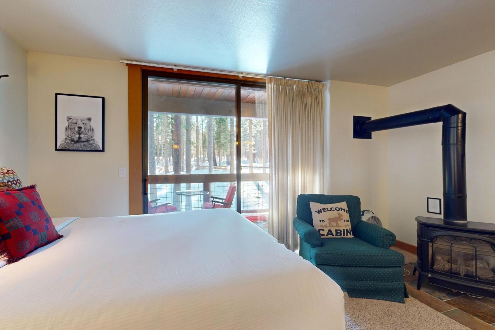 Aspen Grove Hideaway Hotel Truckee Exterior photo