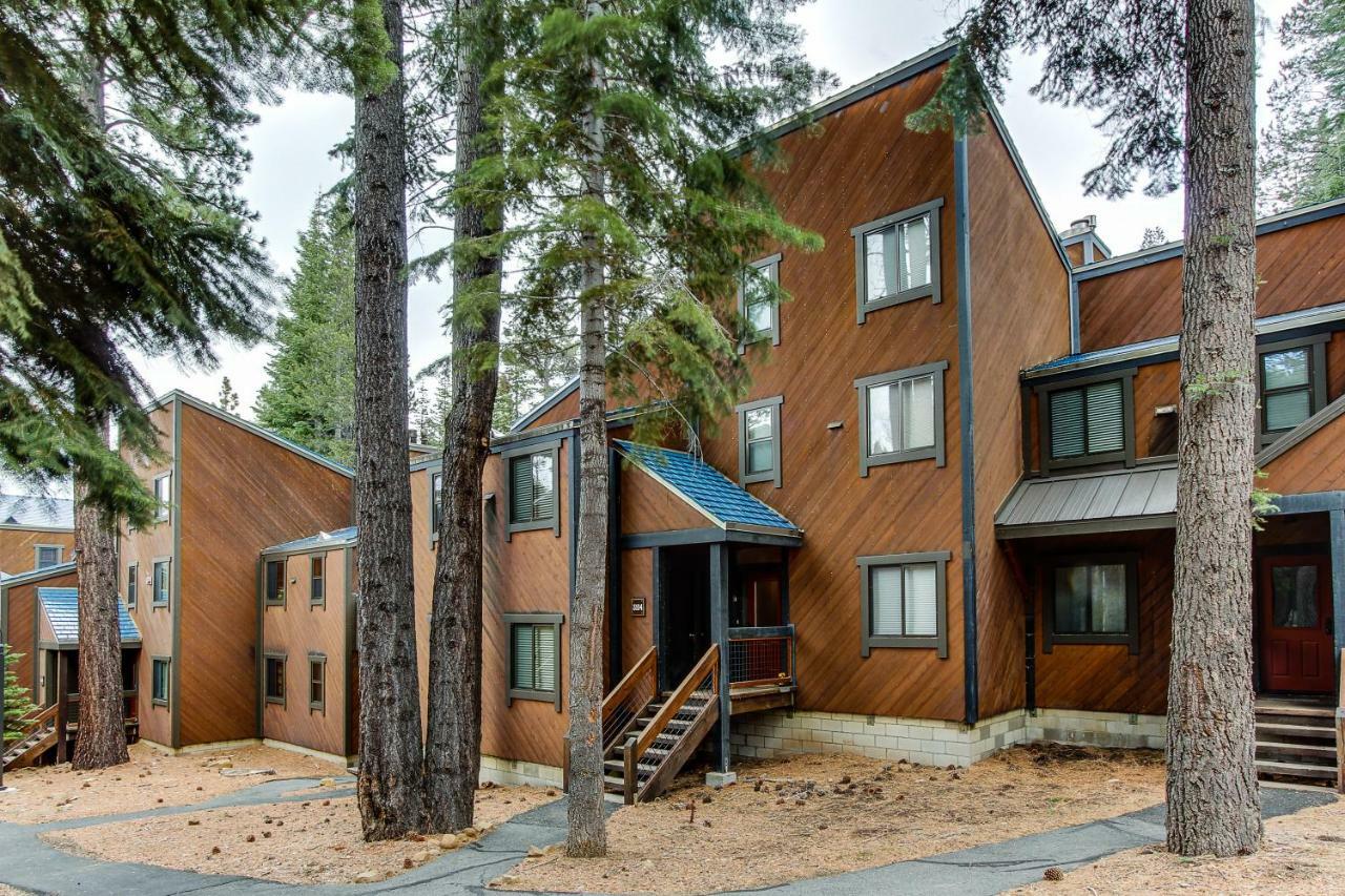 Aspen Grove Hideaway Hotel Truckee Exterior photo